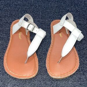 Salt Water white thong style sandals size 1 youth